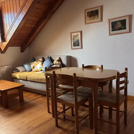 Bpirineos-senarta 贝纳斯克